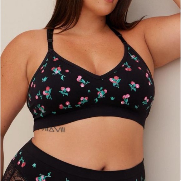 ๐ ๐ Lightly Lined Seamless Flirt Racerback Bralette 2 2X 18 20 NWT Torrid New! - Picture 3 of 5